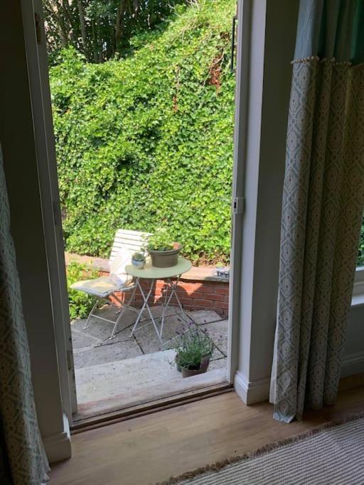 Beautiful Georgian Cottage Within A Private Walled Garden Oakham Eksteriør bilde