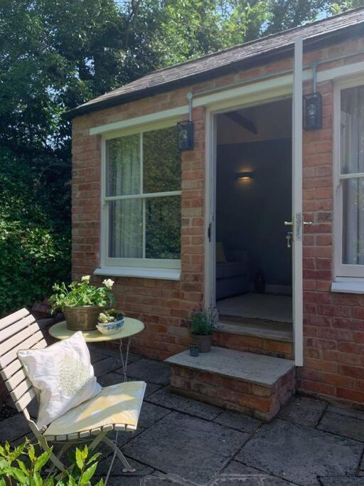Beautiful Georgian Cottage Within A Private Walled Garden Oakham Eksteriør bilde