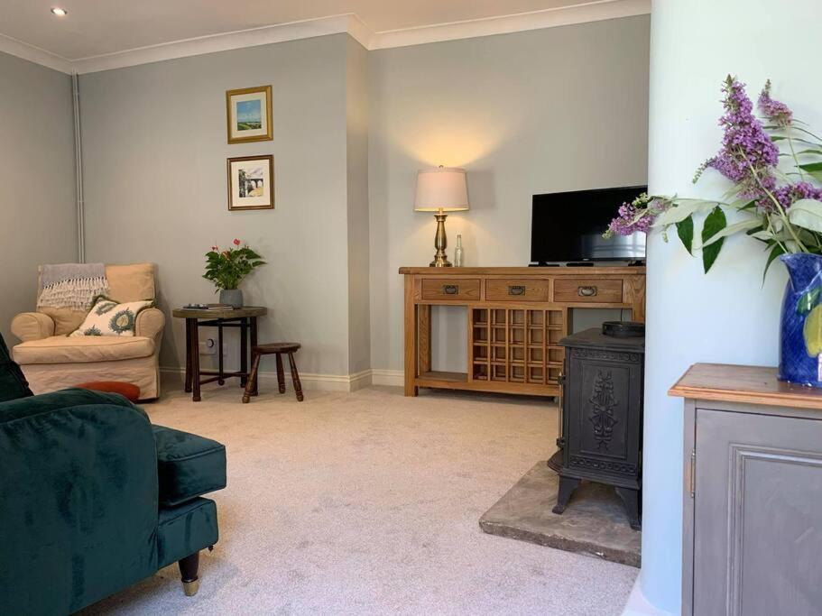 Beautiful Georgian Cottage Within A Private Walled Garden Oakham Eksteriør bilde