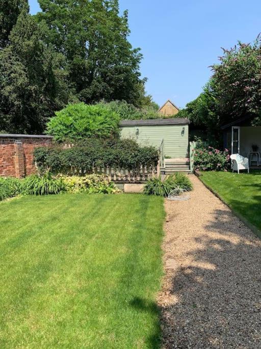 Beautiful Georgian Cottage Within A Private Walled Garden Oakham Eksteriør bilde