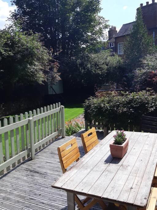 Beautiful Georgian Cottage Within A Private Walled Garden Oakham Eksteriør bilde